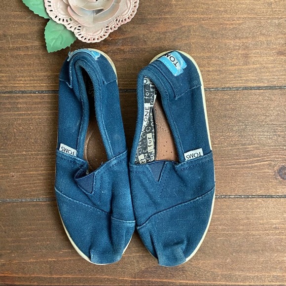 TOMS Size Youth 12 Blue Slip-Ons - Picture 1 of 3